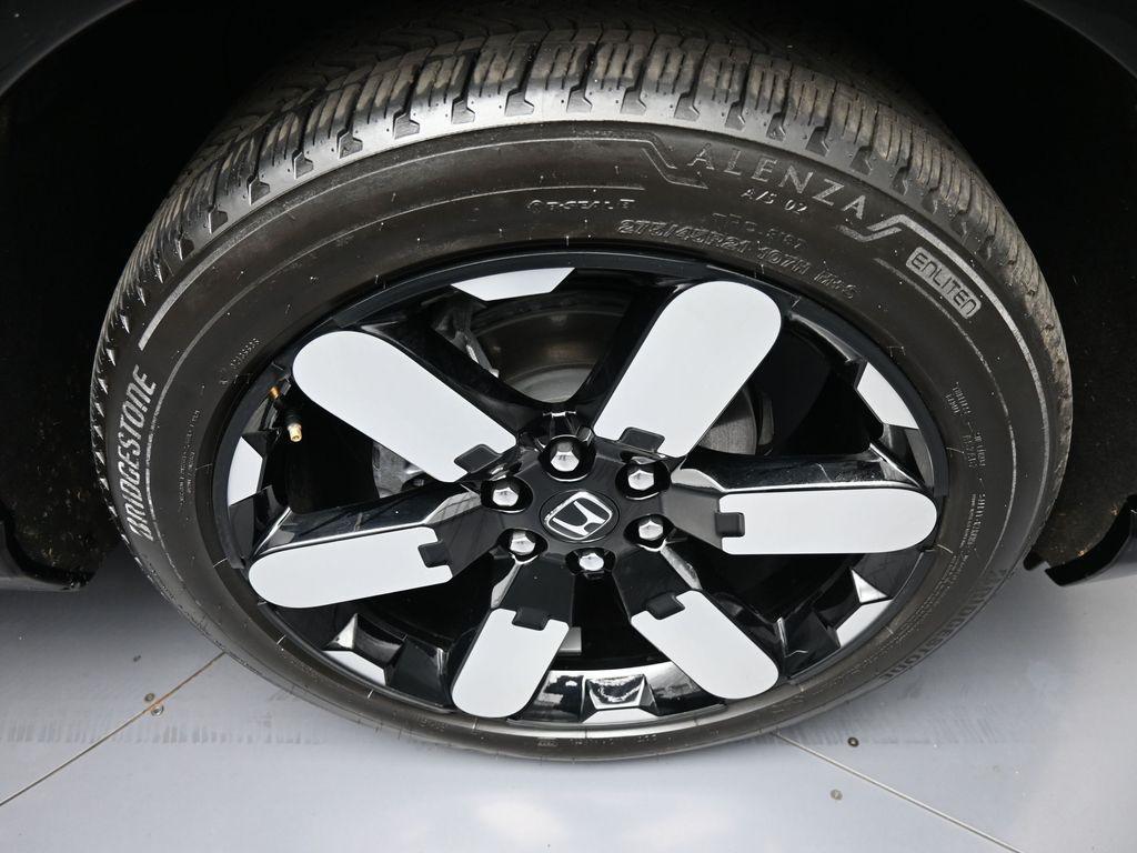 used 2024 Honda Prologue car, priced at $30,000