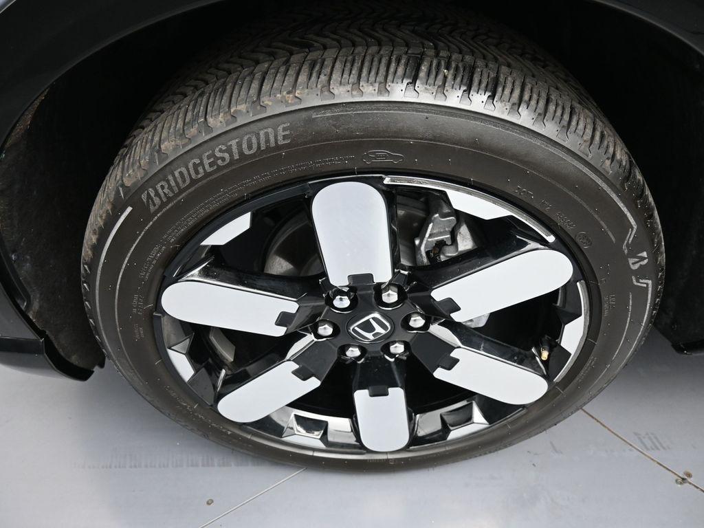used 2024 Honda Prologue car, priced at $30,000