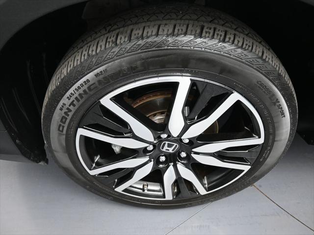 used 2022 Honda Pilot car, priced at $36,800