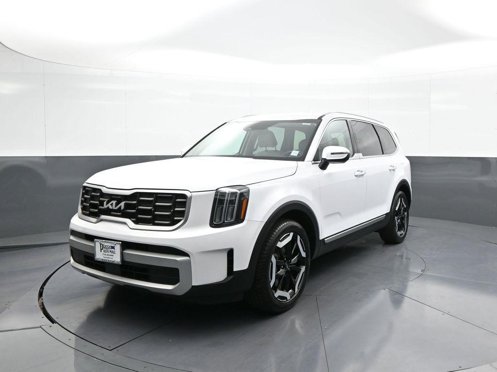 used 2024 Kia Telluride car, priced at $35,000