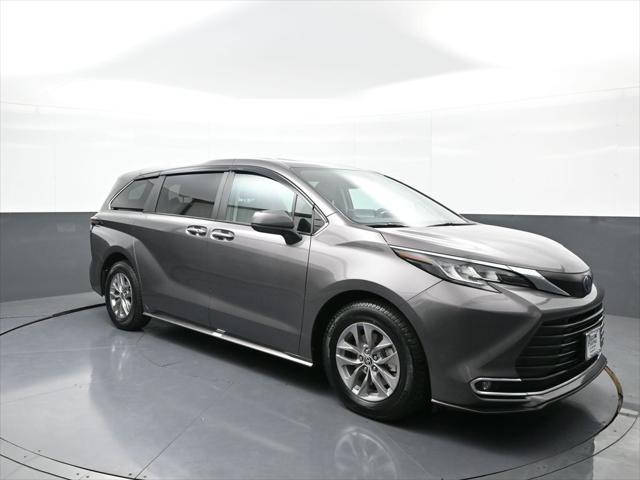 used 2023 Toyota Sienna car, priced at $41,800