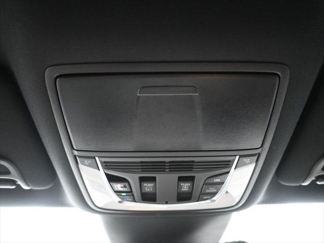 used 2022 Acura MDX car, priced at $46,900