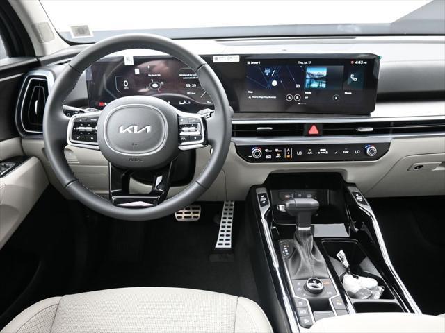 new 2025 Kia Sorento car, priced at $45,205