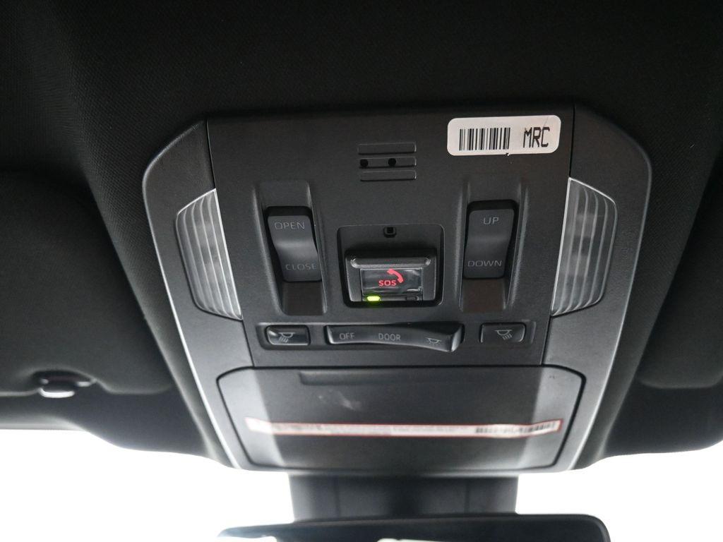 used 2021 Toyota Highlander car, priced at $29,800