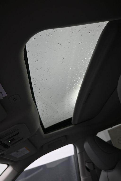 new 2025 Toyota Highlander car