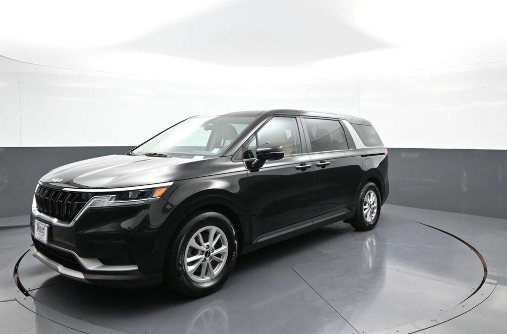 used 2022 Kia Carnival car, priced at $28,200