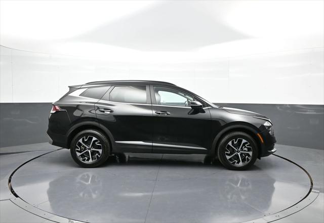 used 2023 Kia Sportage Hybrid car, priced at $29,000