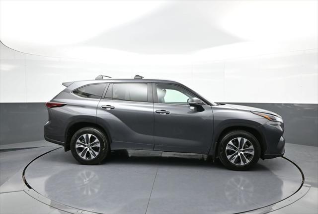 used 2024 Toyota Highlander car, priced at $42,000