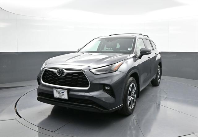 used 2024 Toyota Highlander car, priced at $42,000