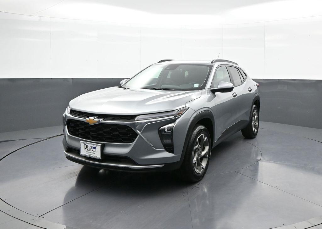 used 2025 Chevrolet Trax car, priced at $21,600