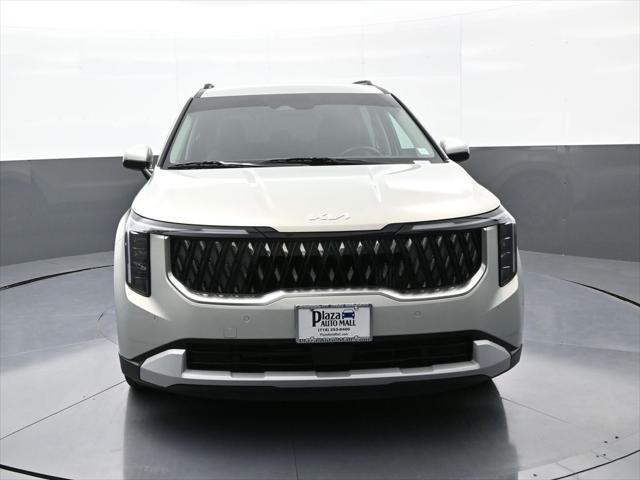 used 2025 Kia Carnival Hybrid car, priced at $43,000