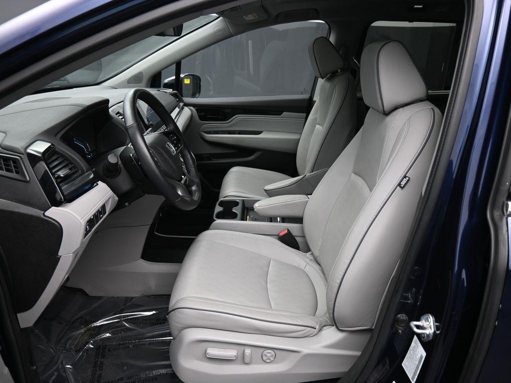 used 2023 Honda Odyssey car, priced at $37,600