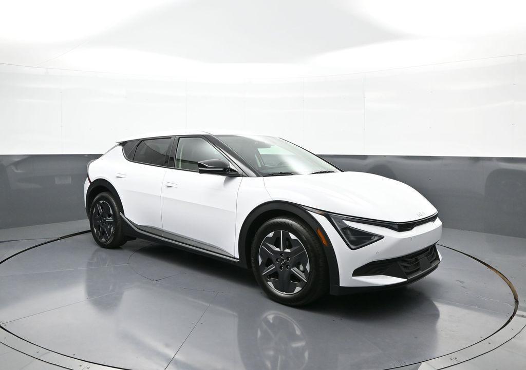 new 2025 Kia EV6 car, priced at $52,550