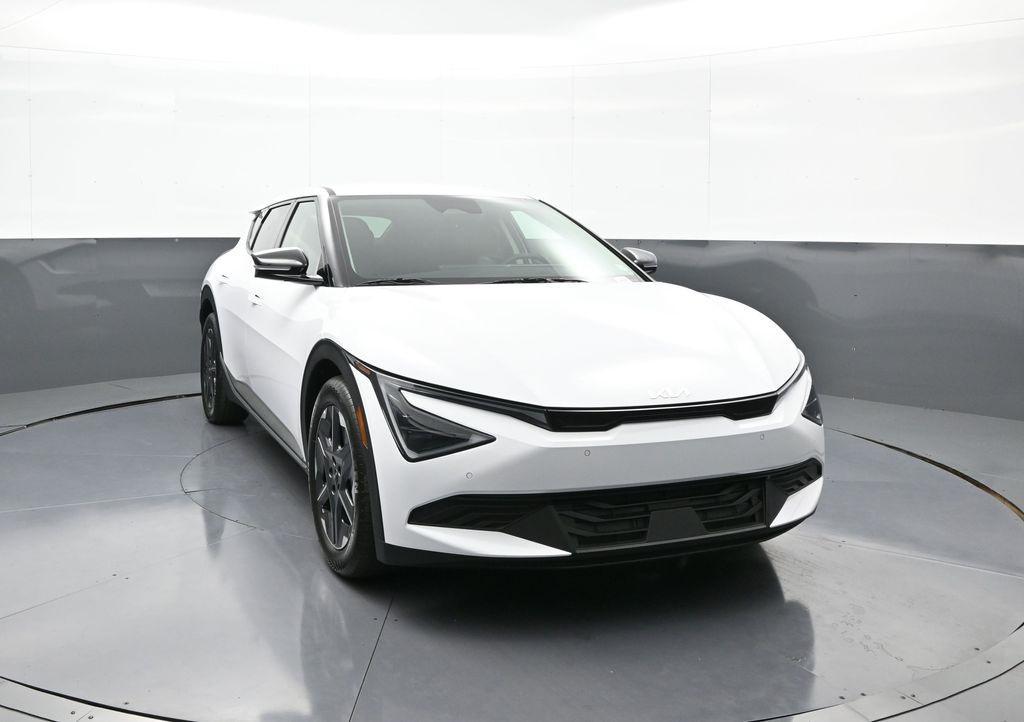 new 2025 Kia EV6 car, priced at $52,550