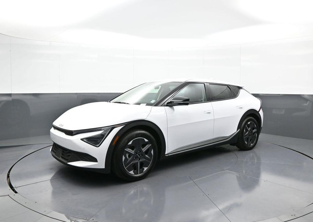 new 2025 Kia EV6 car, priced at $52,550