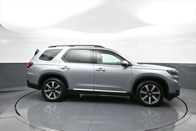 used 2023 Honda Pilot car, priced at $42,500