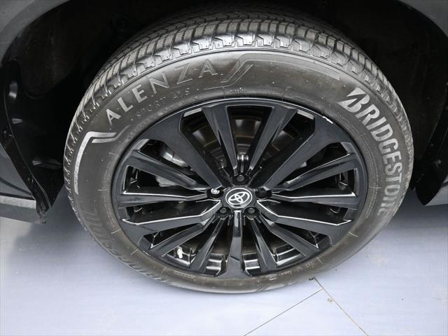 used 2023 Toyota Highlander car, priced at $44,000