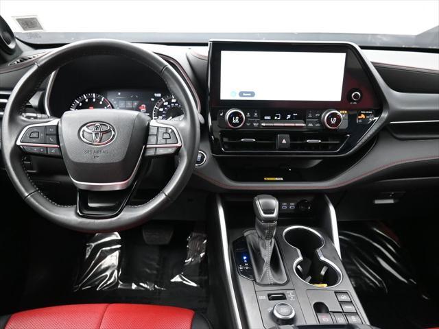 used 2023 Toyota Highlander car, priced at $44,000