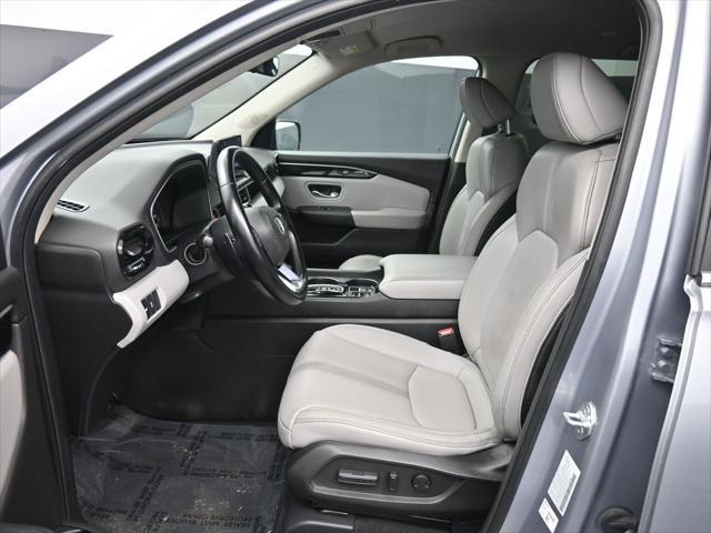used 2023 Honda Pilot car, priced at $37,900