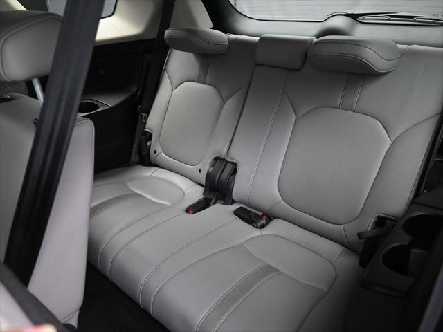 used 2023 Honda Pilot car, priced at $37,900
