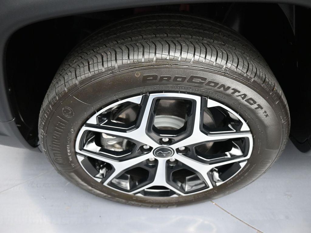 used 2025 Jeep Compass car, priced at $30,800