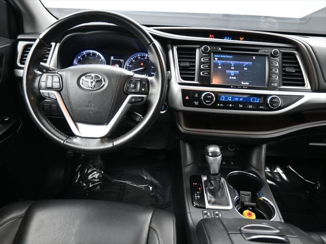 used 2019 Toyota Highlander car, priced at $29,000