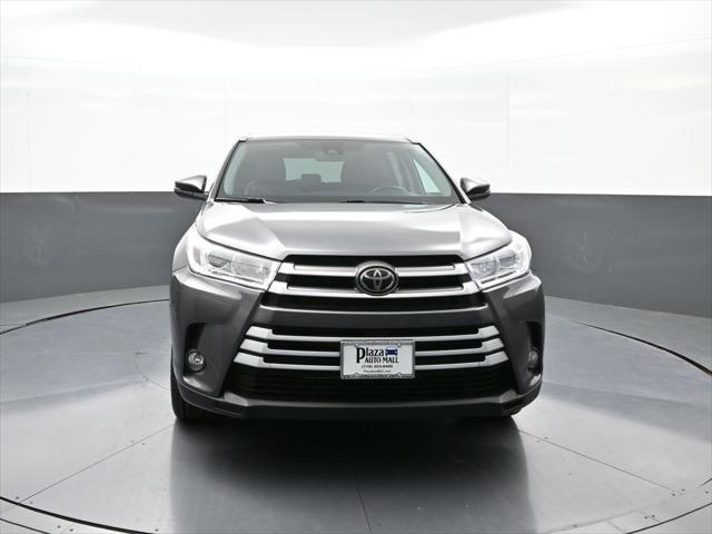 used 2019 Toyota Highlander car, priced at $29,000