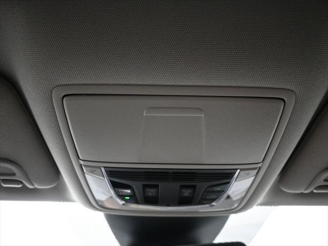 used 2023 Acura MDX car, priced at $39,500