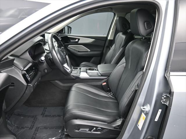 used 2023 Acura MDX car, priced at $39,500
