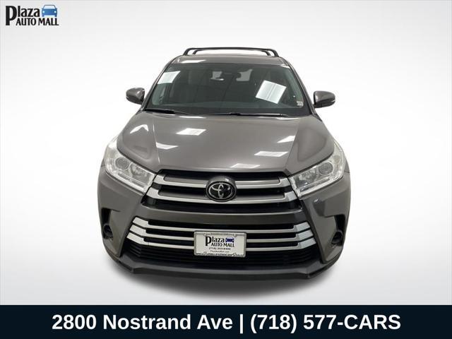 used 2019 Toyota Highlander car, priced at $27,814