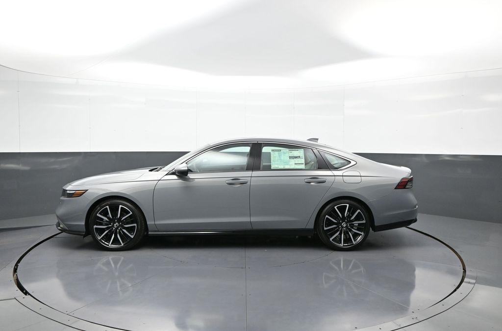 used 2025 Honda Accord Hybrid car, priced at $33,900