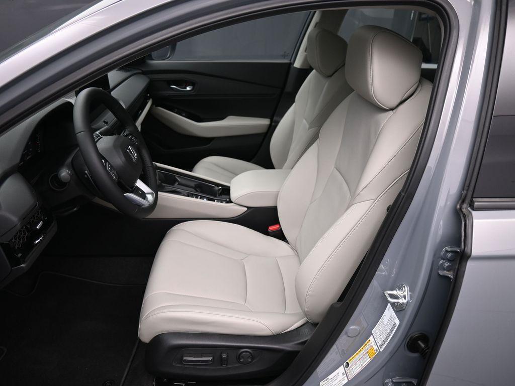 used 2025 Honda Accord Hybrid car, priced at $33,900