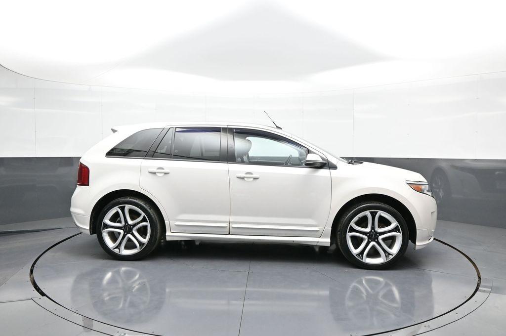 used 2013 Ford Edge car, priced at $10,000