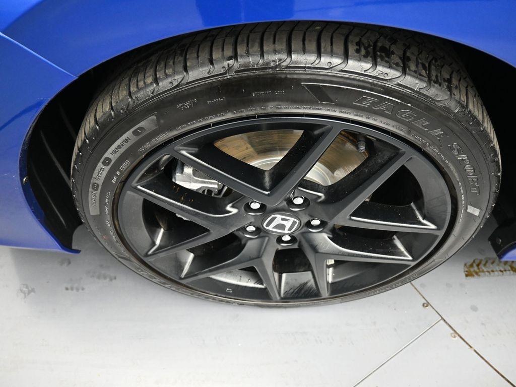 used 2024 Honda Civic Si car, priced at $27,900