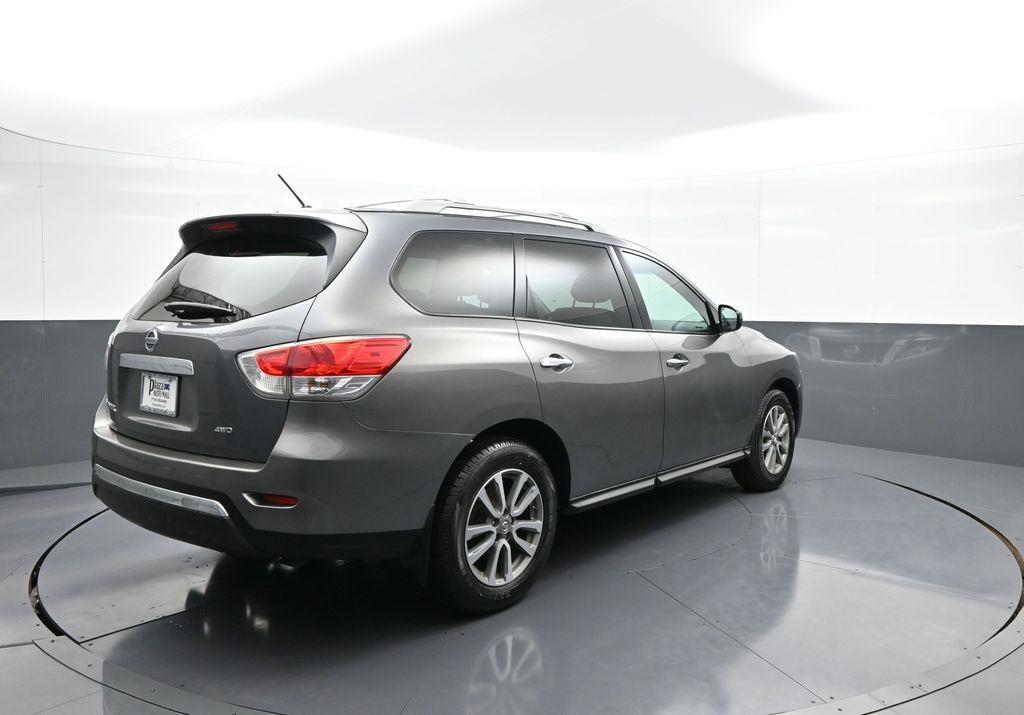 used 2016 Nissan Pathfinder car, priced at $11,900