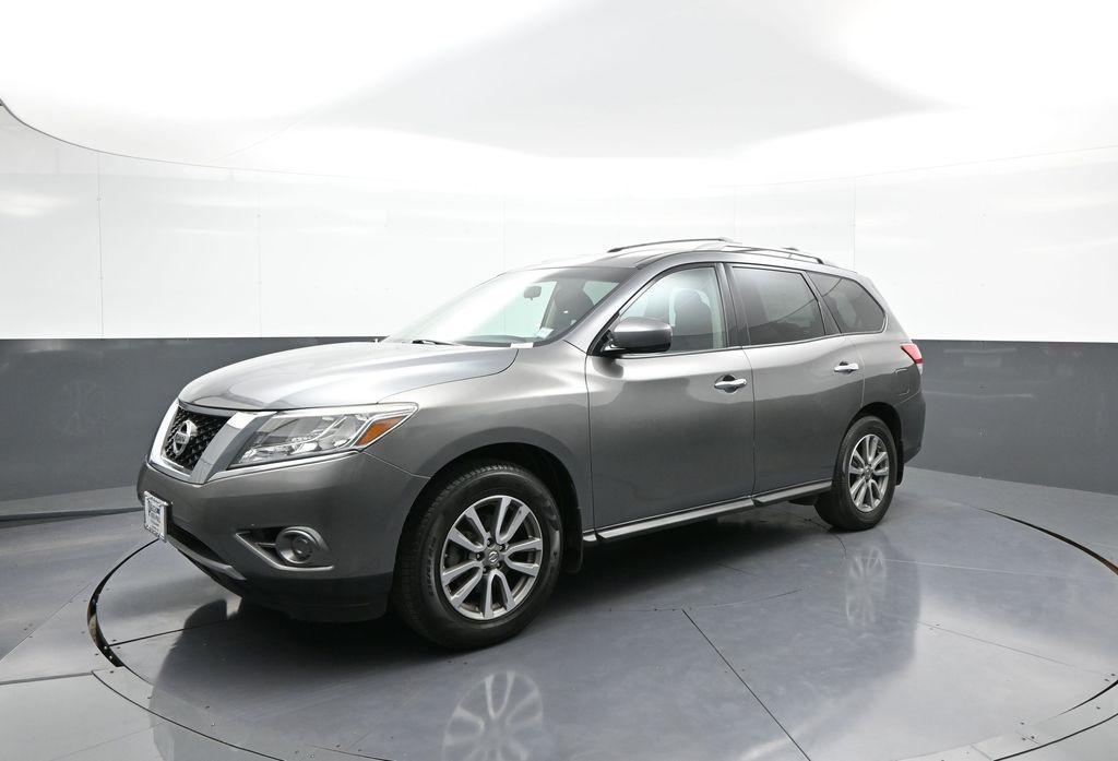 used 2016 Nissan Pathfinder car, priced at $11,400