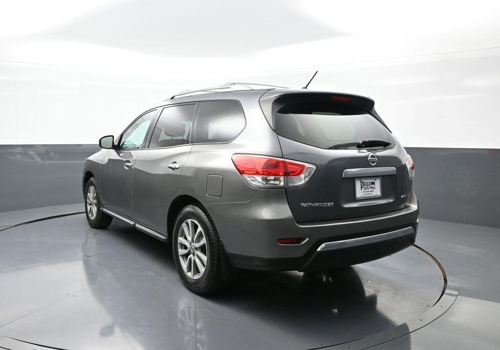 used 2016 Nissan Pathfinder car, priced at $11,900