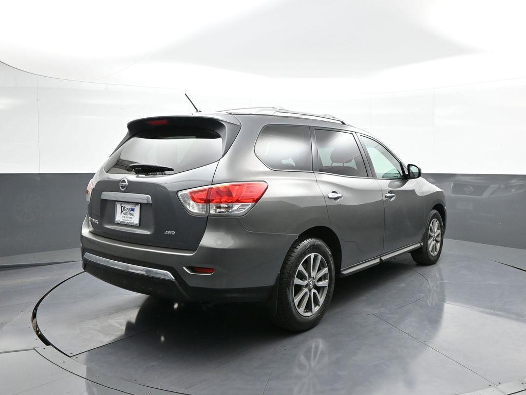 used 2016 Nissan Pathfinder car, priced at $11,400