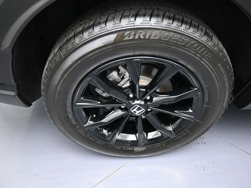 used 2025 Honda CR-V Hybrid car, priced at $33,000