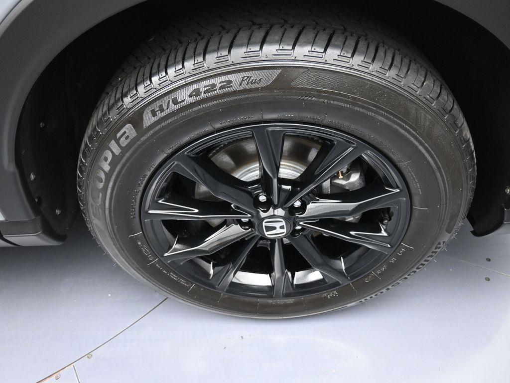 used 2025 Honda CR-V Hybrid car, priced at $33,000