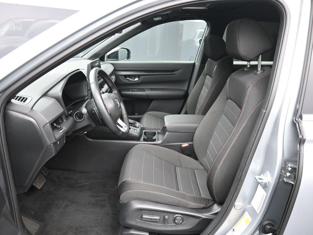 used 2025 Honda CR-V Hybrid car, priced at $33,000