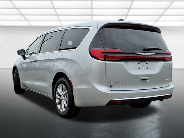 new 2026 Chrysler Pacifica car, priced at $44,025