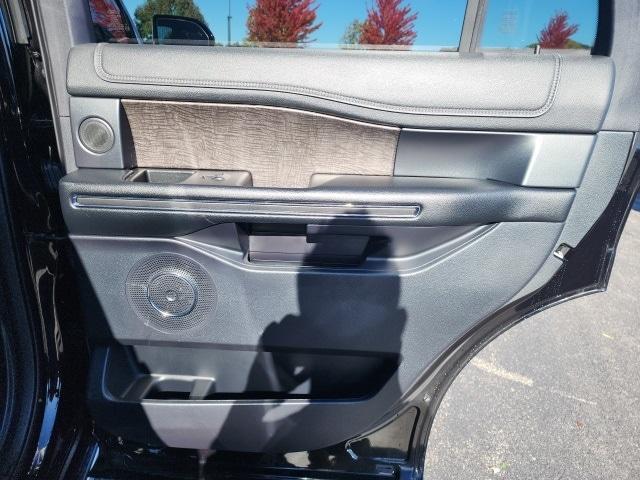 used 2021 Ford Expedition car, priced at $38,995