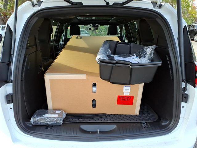 new 2025 Chrysler Pacifica car, priced at $44,765