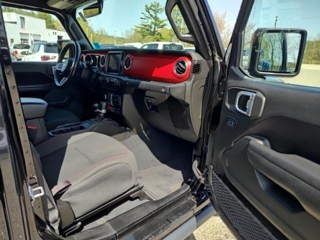 used 2022 Jeep Gladiator car, priced at $32,995
