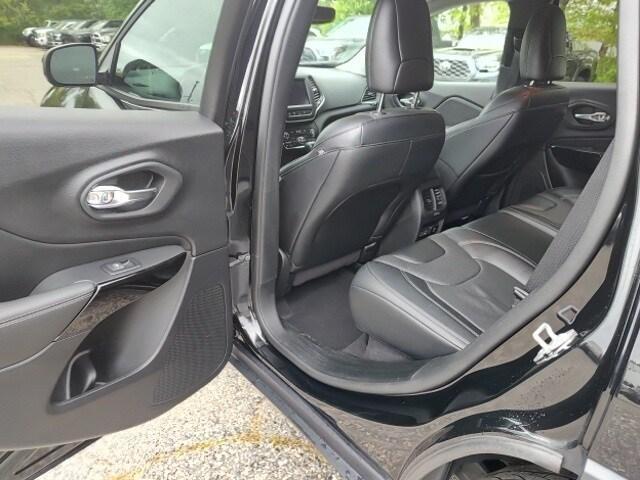 used 2023 Jeep Cherokee car, priced at $22,395