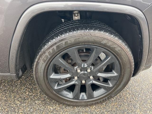 used 2020 Jeep Grand Cherokee car, priced at $20,495