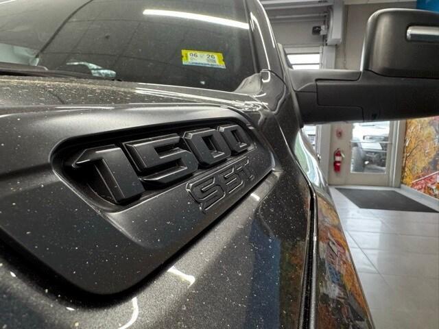 new 2025 Ram 1500 car, priced at $52,473