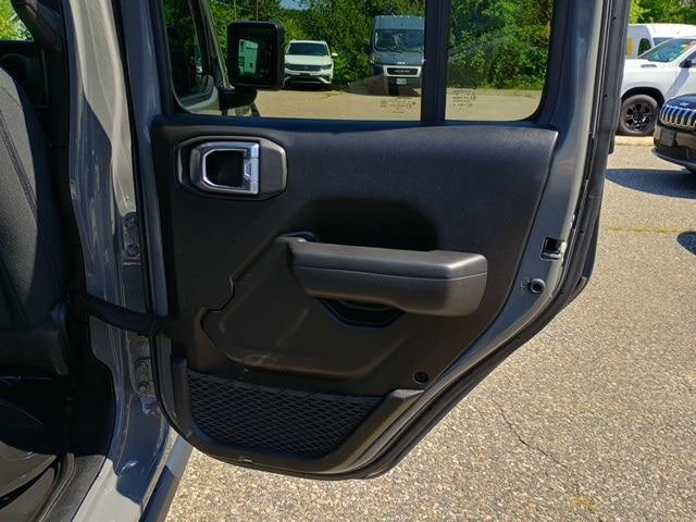 used 2022 Jeep Gladiator car, priced at $30,575