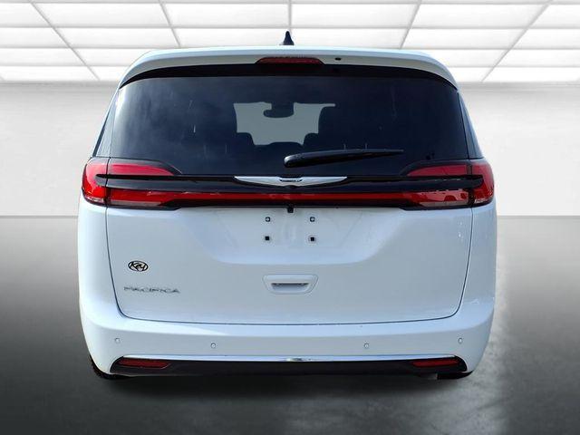 new 2026 Chrysler Pacifica car, priced at $38,035